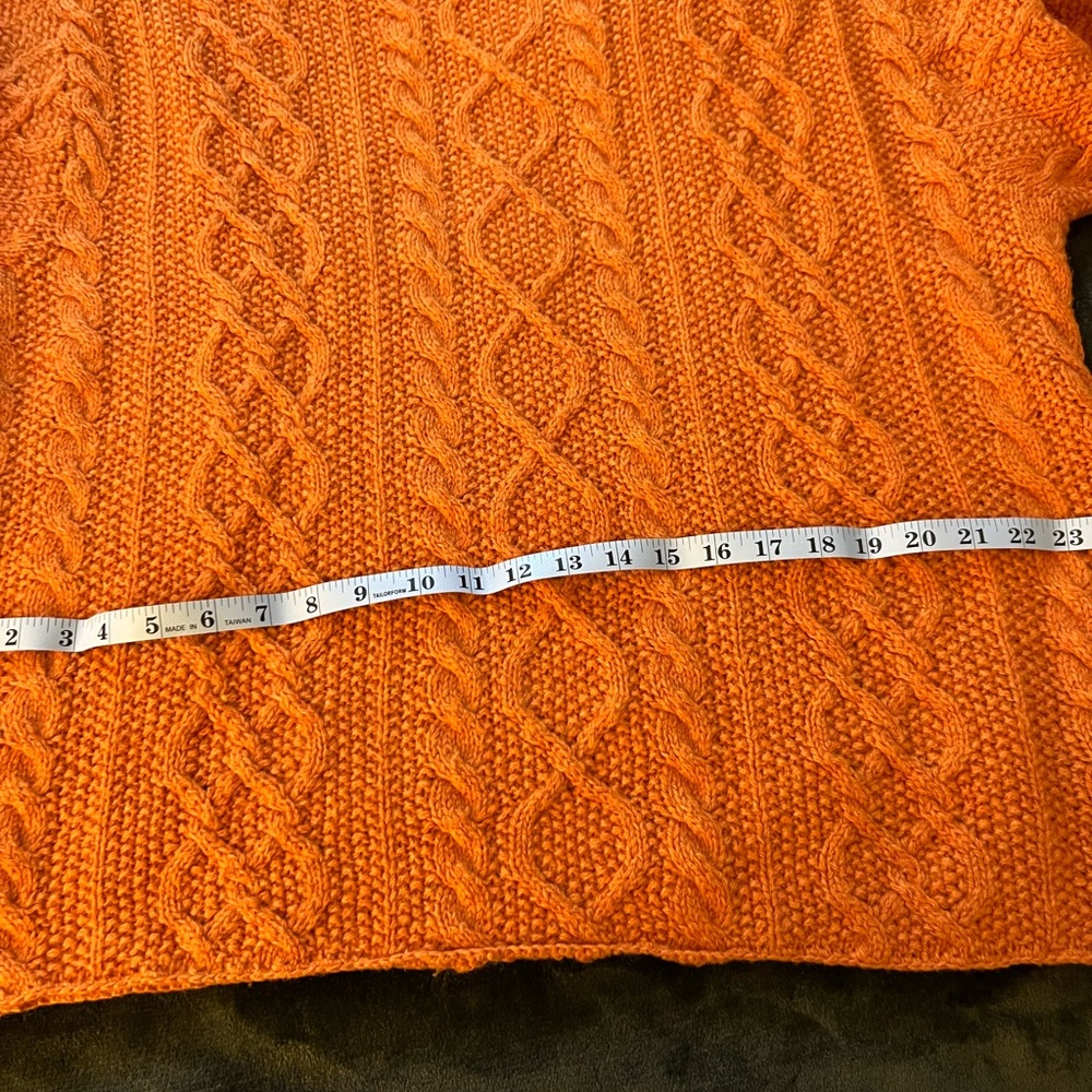 Vintage J CREW Pumpkin Color Cable Knit Sweater..perfect condition..non smoking - Picture 5 of 5